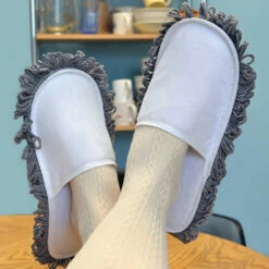 Chaussons Serpillères -Cadeau boutique chaussons serpilleres anti poussiere 1
