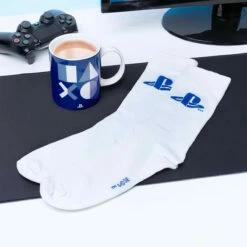 Paladone Coffret Mug Et Chaussettes Playstation -Cadeau boutique coffret mug et chaussettes playstation 2