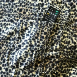 Couverture à Manches Léopard -Cadeau boutique couverture a manches leopard 1