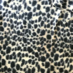 Couverture à Manches Léopard -Cadeau boutique couverture a manches leopard 2