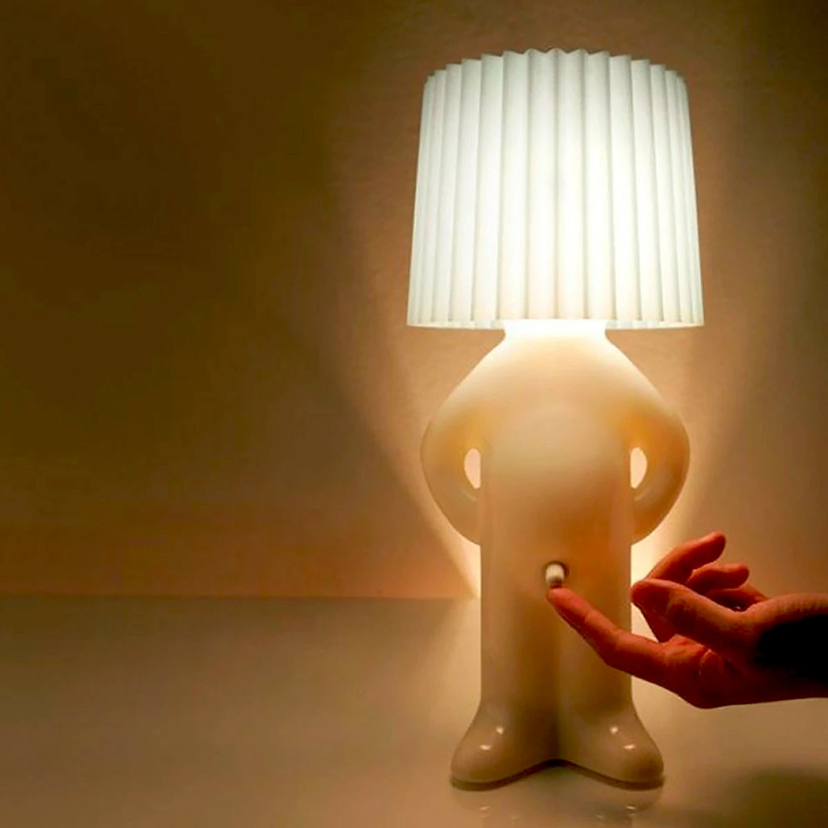 Lampe Mr P Shy Man 5 Lampe Mr P Shy Man – Image 3