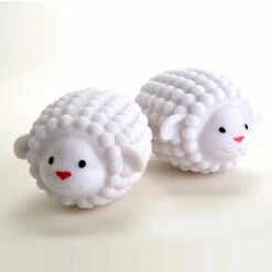 KIKKERLAND Boules De Séchage Petit Mouton 9 KIKKERLAND Boules De Séchage Petit Mouton -Cadeau boutique lienboules de sboules de sechage petit moutonechage petit mouton 3