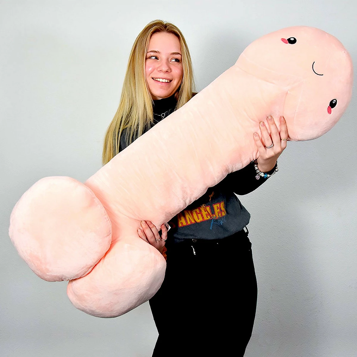 Méga Popol, Le Coussin Pénis Géant 3 Méga Popol, Le Coussin Pénis Géant