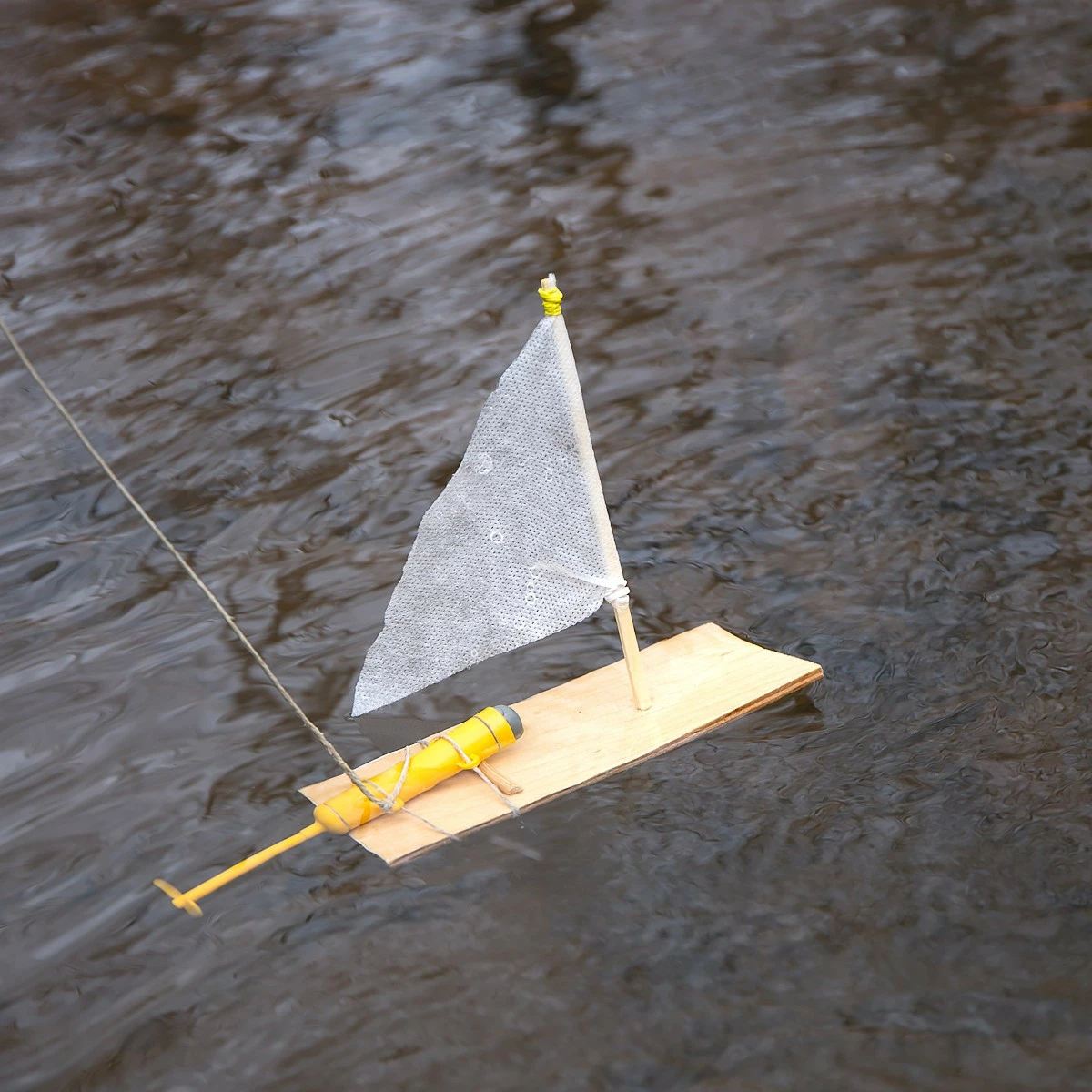 KIKKERLAND Mini Moteur De Bateau électrique 4 KIKKERLAND Mini Moteur De Bateau électrique – Image 2