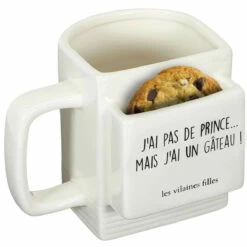 Mug Biscuit J'ai Pas De Prince Mais J'ai Un Gâteau. -Cadeau boutique mug biscuit j ai pas de prince mais j ai un gateau 2