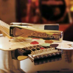 Pickmaster, La Machine à Mediator -Cadeau boutique pickmaster la machine a mediator 4