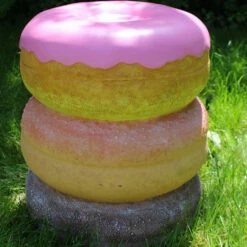 Pouf Donut En Résine 11 Pouf Donut En Résine -Cadeau boutique pouf donut en resine 3