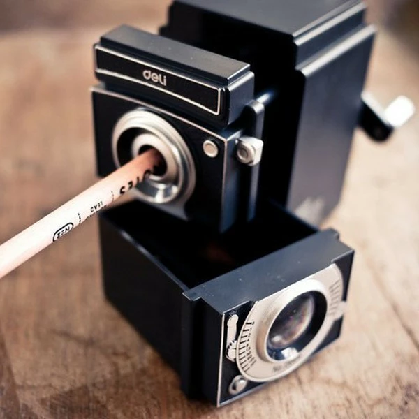 KIKKERLAND Taille-Crayon Appareil Photo Ancien 3 KIKKERLAND Taille-Crayon Appareil Photo Ancien
